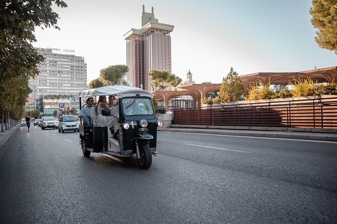 Madrid Expert Tour with Local Guide in Eco Tuk Tuk Private - Prado area and art big names: orientation without the museum marathon