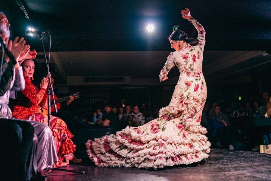 Madrid: Flamenco Show at Tablao Las Carboneras - Tablao Las Carboneras: basement flamenco with palace-level charm
