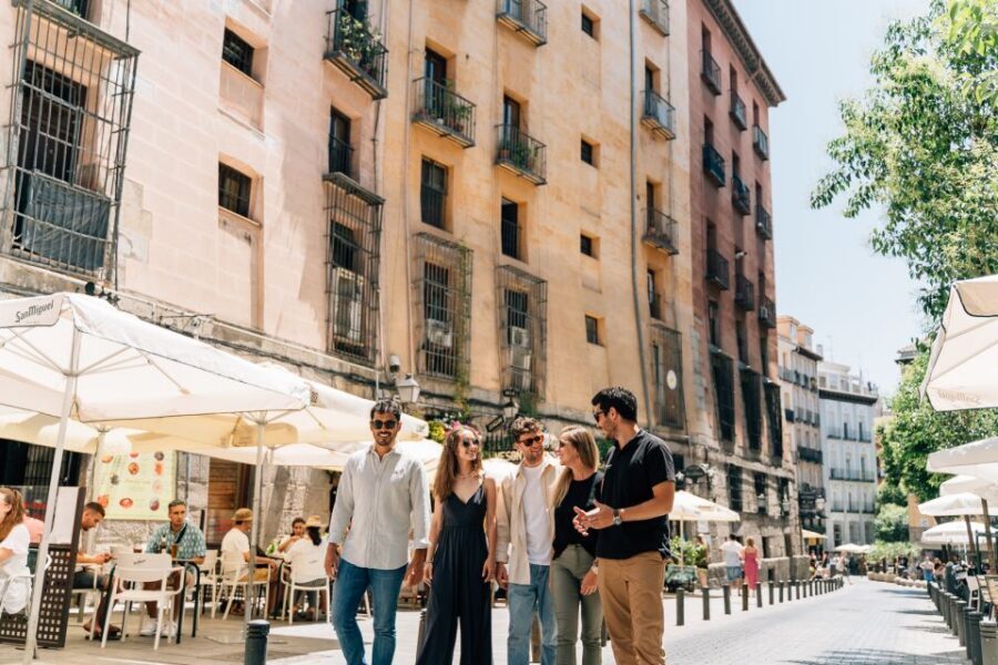 Madrid: Flamenco Show with Tapas and Wine Tour - A boutique Iberian stop: ham that sets the tone for the rest of the night