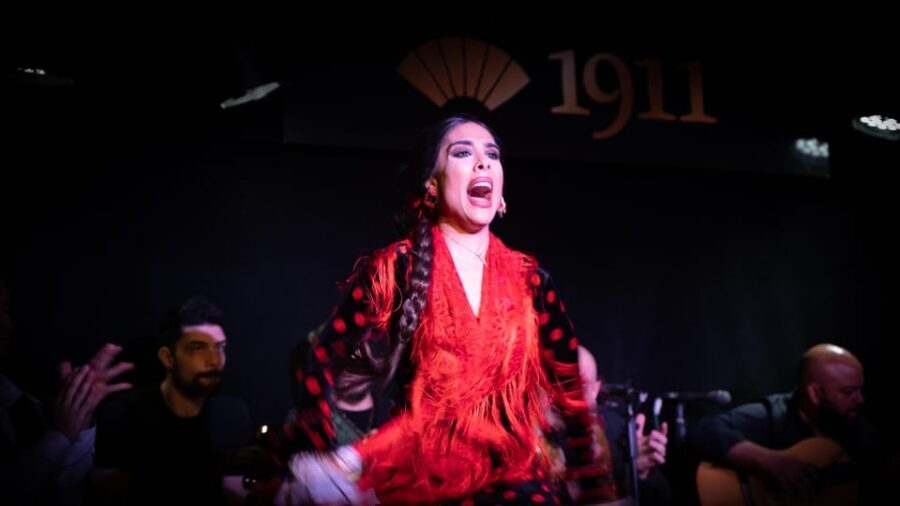 Madrid: Flamenco Show&Drink at Tablao 1911 (World's Oldest) - The Venue: Plaza de Santa Ana to Teatro Villarosa