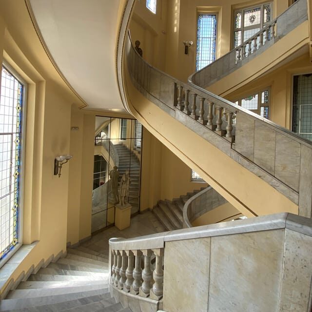 Madrid: Gran Vía Rooftops and Architecture Tour - How the Architect Guide Changes What You Notice