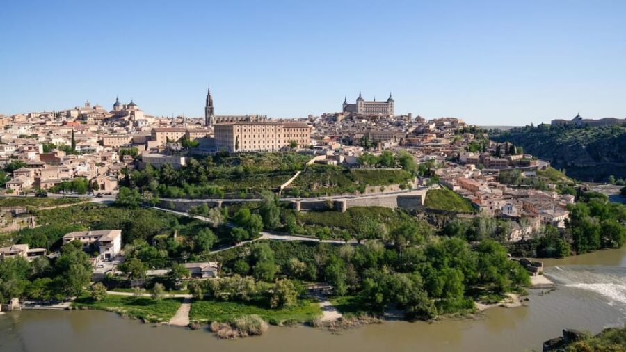 Madrid: Guided Tour of Toledo with Cathedral Visit - Madrid Pickup, Air-Conditioned Coach, and the Radio Guide System