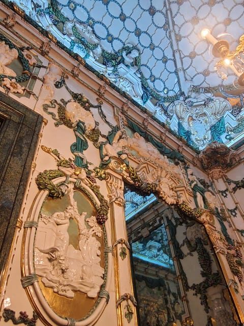 Madrid: Guided visit at the Royal Palace with tour guide - Meet at Plaza de Oriente, under Felipe IV’s statue
