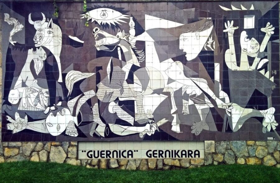 Madrid: Guided visit to Reina Sofia & Thyssen Museum - Picasso’s Guernica and the Madrid art circuit in one 5-hour pass