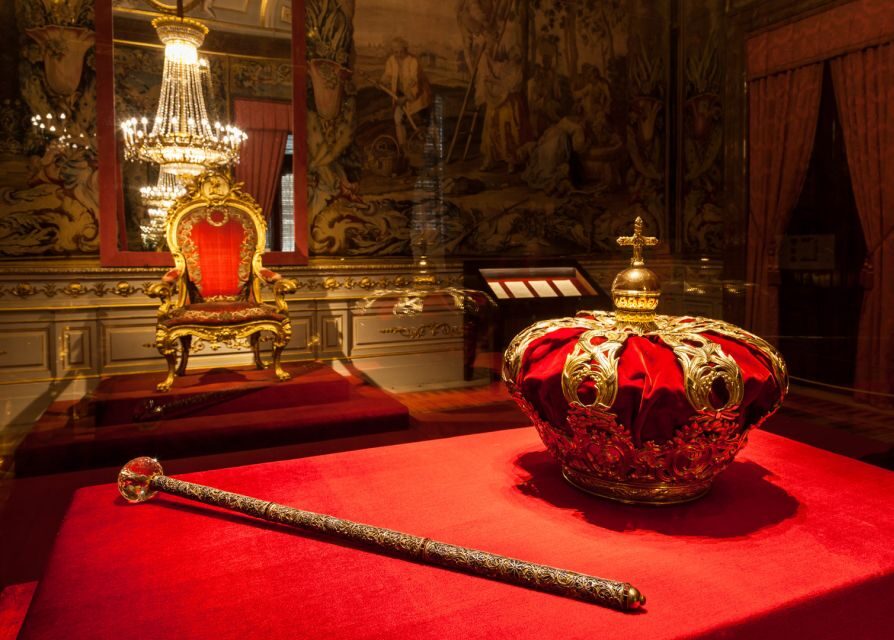 Madrid: Guided Visit to the Royal Palace - The guide makes the difference: small groups and real pacing