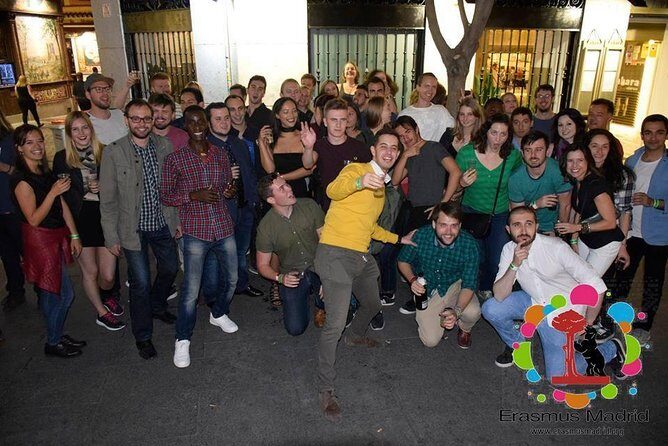 Madrid Halloween Pubcrawl – Open Bar, Shots & VIP Club Entry - Hood Dogs by Planet Club: free shot, games, and door discounts