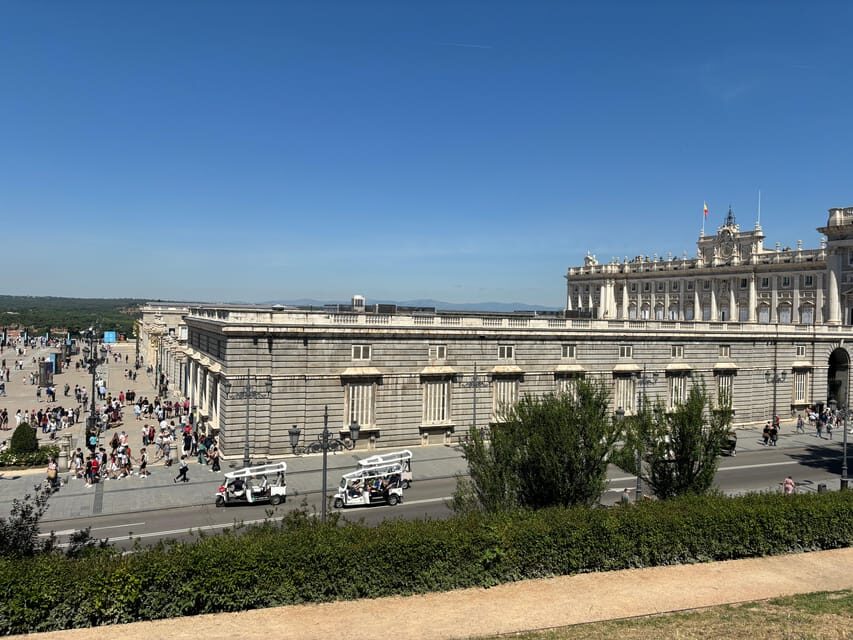Madrid: Hidden Gems and Secrets Small Group Walking Tour - Old walls and mapped green space: Parque Emir Mohamed I and Jardín del Príncipe de Anglona