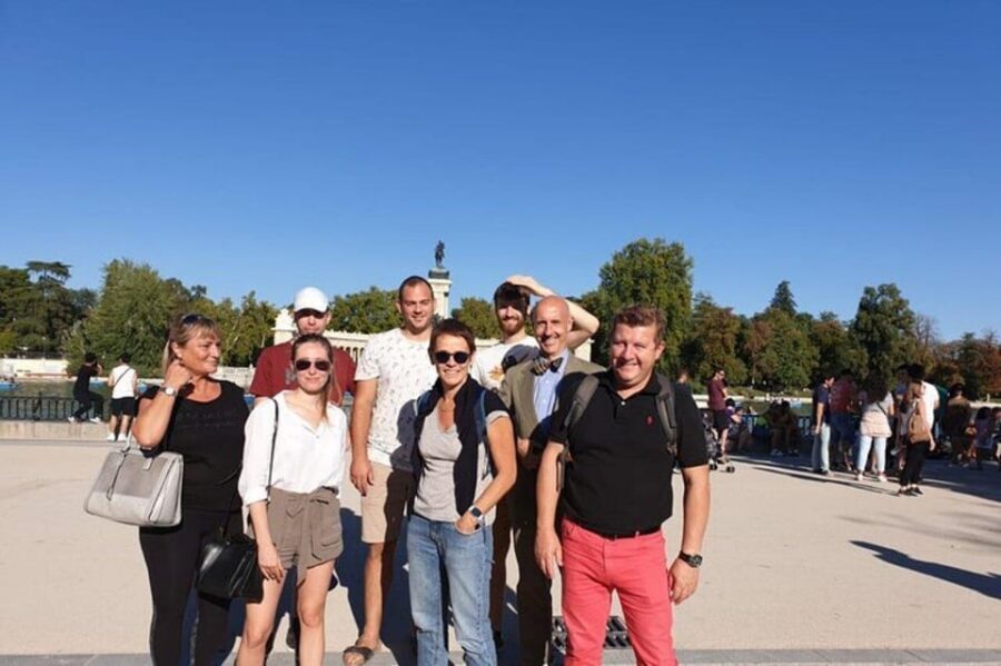 Madrid ; Highlight & Hidden gems Private Walking tour - Royal Palace area and Plaza de Oriente: seeing power and design without the rush