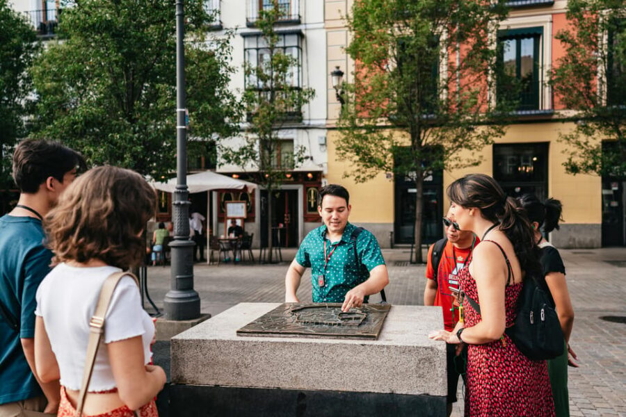 Madrid Highlights + Entrance to Prado Museum - How This Tour Works: A Morning of Madrid Then Prado