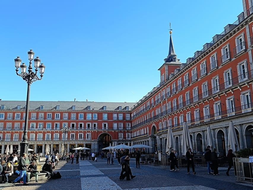 Madrid: Highlights of Madrid Walking Tour - Price and value: what $23 buys you in real sightseeing time
