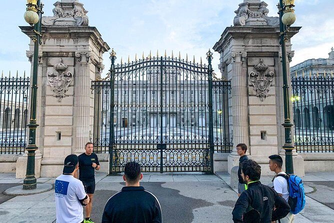 Madrid Highlights Running Tour - Why a 7:30 a.m. loop around SolCentro works so well