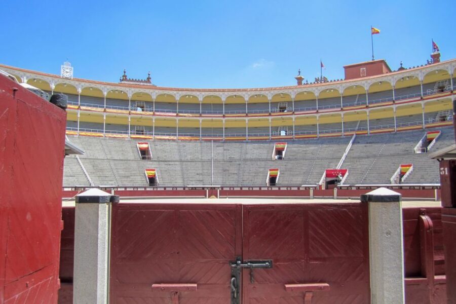 Madrid: Las Ventas Bullring Tour with Audio Guide - Virtual bullfighting game: a fun break from walking