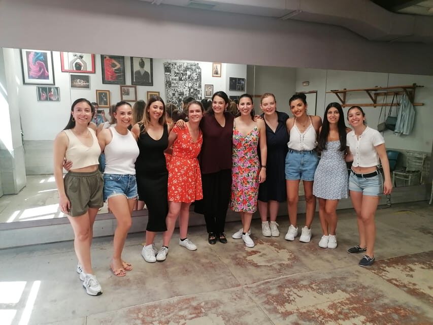 Madrid: Latin Dance & Salsa Class Experience - Finding Mercado de Antón Martín and Calle de Santa Isabel 5