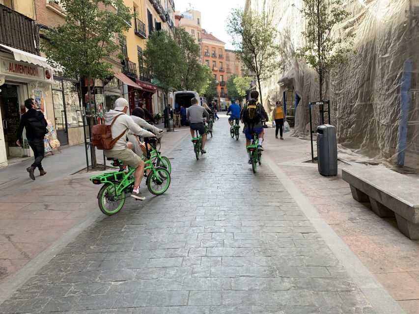 Madrid: Literary Quarter & Retiro Park Electric Bike Tour - Key highlights at a glance