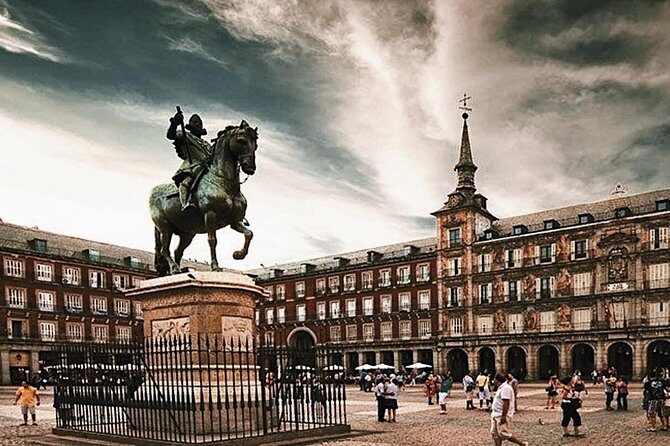 Madrid Old City Guided Exclusive Guided Walking Tour - Almudena Cathedral and its museum: the church with a timeline
