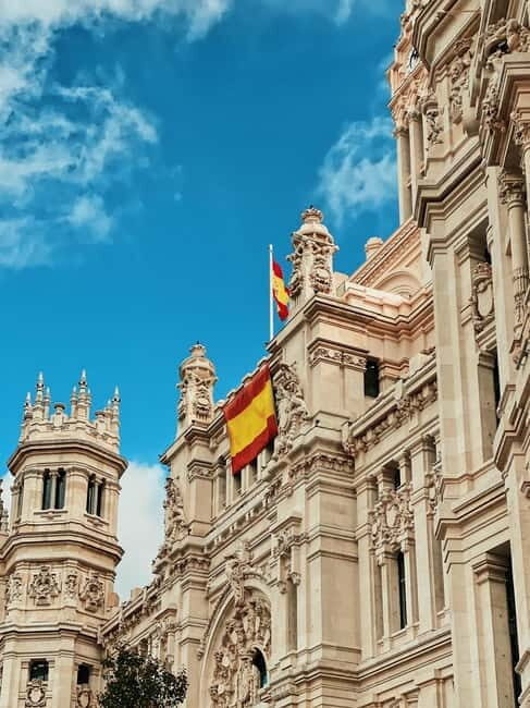 Madrid: Old Town, Poets District, and Royal Palace Tour - Starting at Lope de Vega Museum: the best way to orient in Madrid