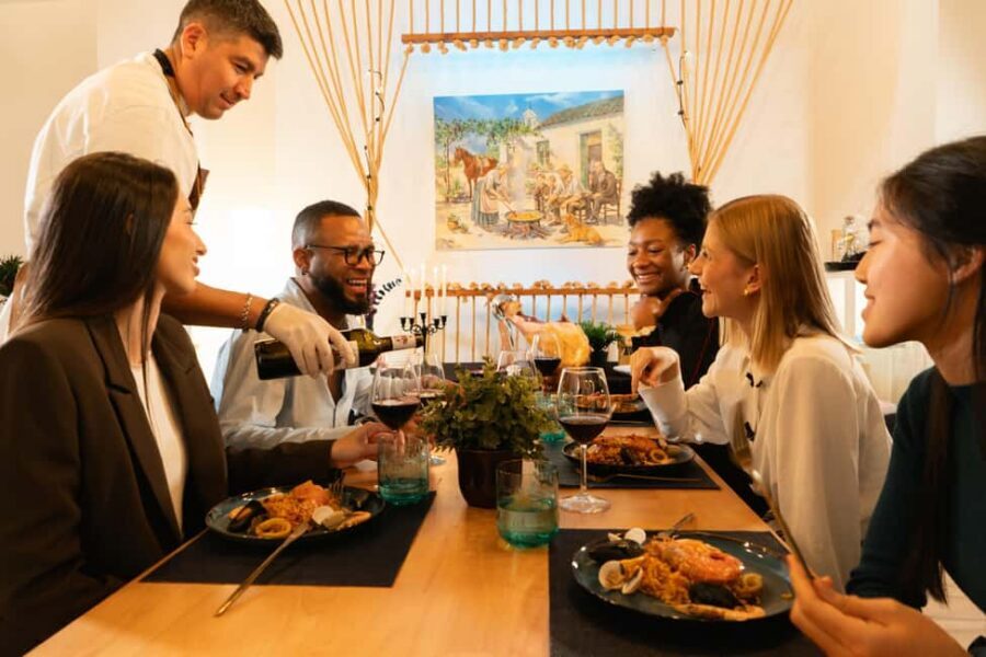 Madrid: Paella and Sangria Workshop with Tapas - Sangría Workshop and Tapas: Learn the Blend