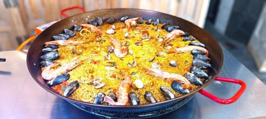 Madrid: Paella and Sangria Workshop with Tapas - Timing and Session Feel: 3 Hours, But It Can Run Social