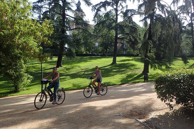 Madrid Parks & Riverside Bike Tour - Why this route feels like a Madrid shortcut