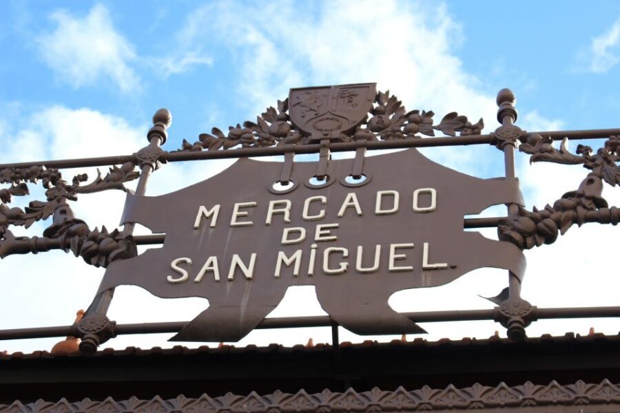 Madrid: Private Customized Walking Tour with a Local Host - FAQ