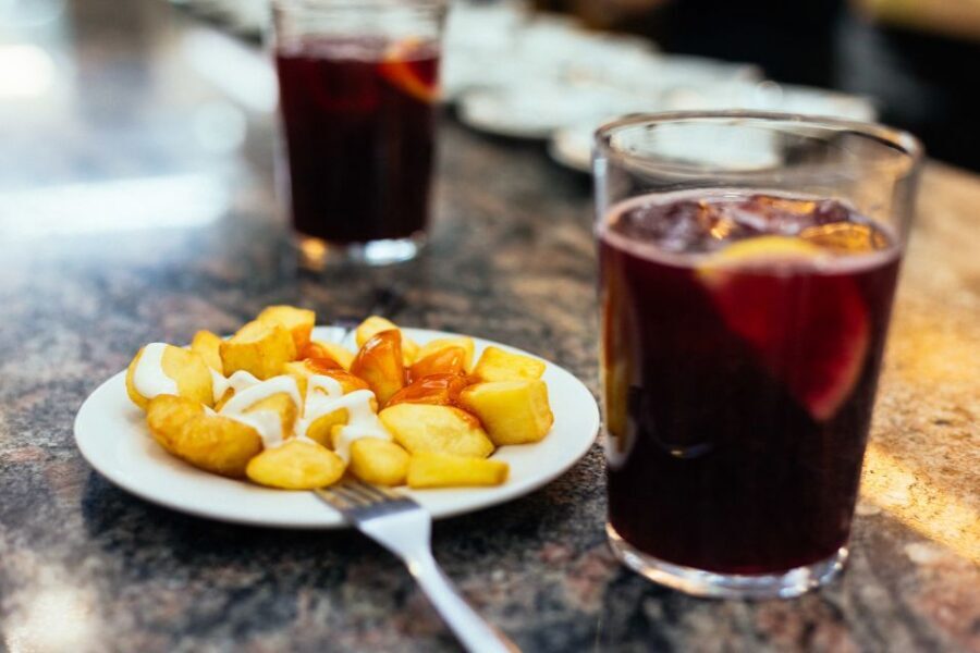 Madrid: Private Food Tour – 10 Tastings with Locals - Starting point at Chueca Metro: easy to find, easy to start walking