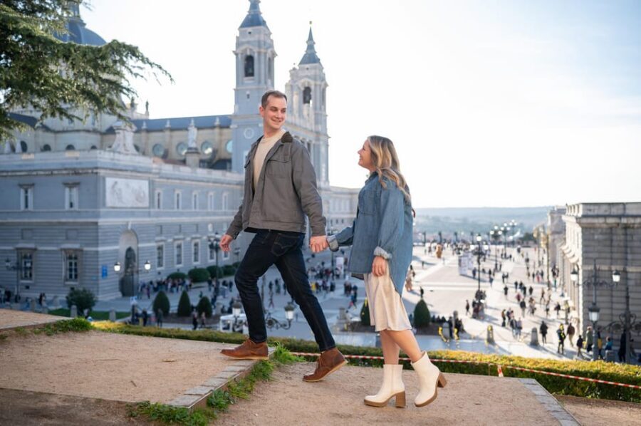 Madrid: Private Photoshoot with a Professional Photographer - Key things I’d watch for before you book