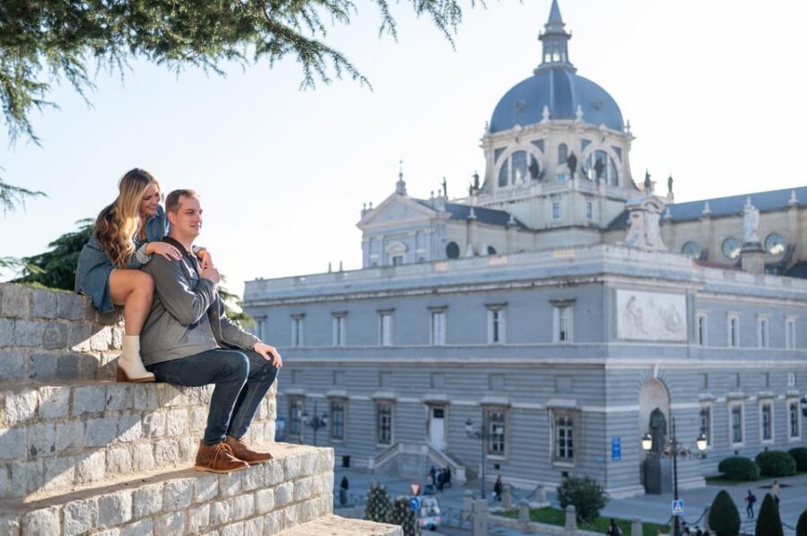Madrid: Private Photoshoot with a Professional Photographer - Meeting near Plaza de España and the Opera zone: what the first minutes feel like