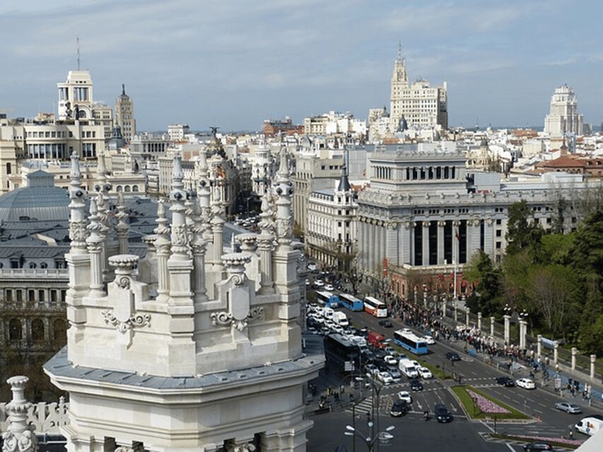 Madrid: Private Segovia Day Trip with Local Guide - Jewish Quarter stroll: landmarks you can spot as you wander