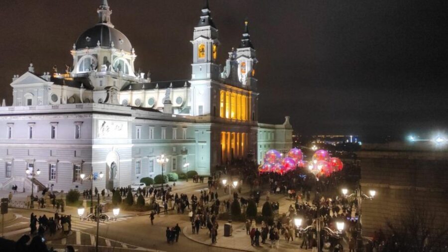 Madrid: Private Walking tour 2,5 hours or 5 hours - A private walking tour that makes Madrid click fast