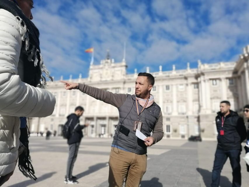 Madrid: Private Walking tour 2,5 hours or 5 hours - The big theme: medieval roots to Bourbon-era modernization