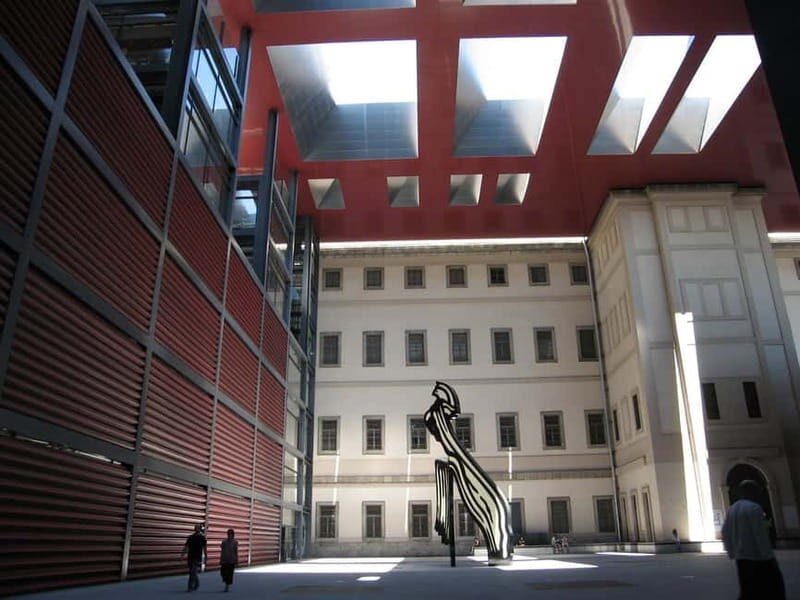 Madrid: Reina Sofía Museum Guided Tour, Small Group - Who this tour suits best (and who might want a different plan)