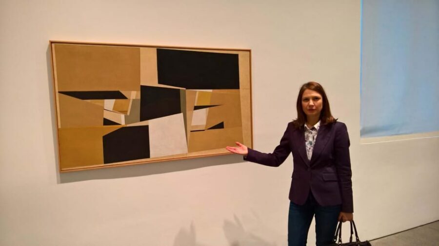 Madrid Reina Sofia Museum & Picasso's Guernica Private Tour - Key Things You’ll Notice Right Away