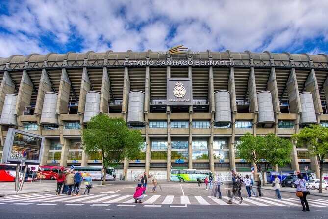 Madrid Reserved Access to Santiago Bernabeu - Price and value: is $72.25 a smart buy?