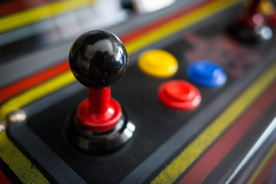 Madrid: Retro Escape Room "HEX Game" - Location details that matter: Calle de Covarrubias 22