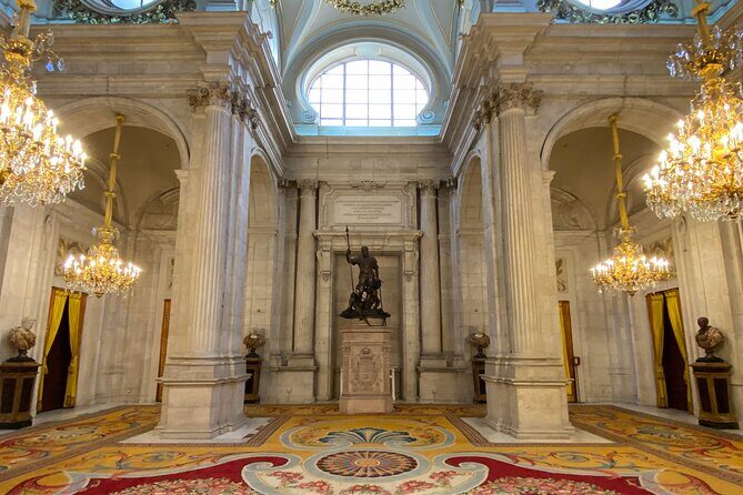 MADRID: Royal Palace and Prado Museum with transportation included - Stop 2: Royal Palace tour where the power is visible