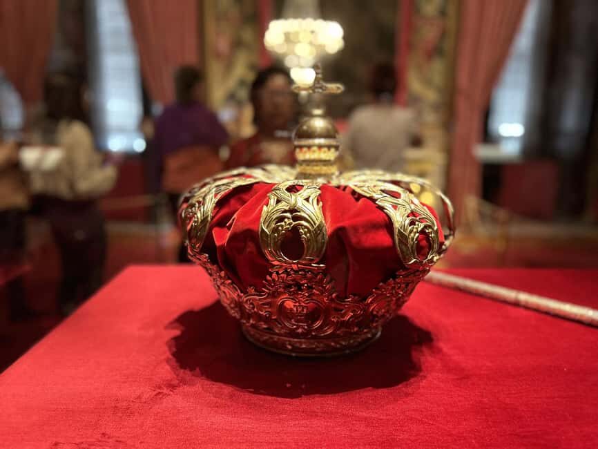 Madrid: Royal Palace Guided Shared Group Tour - Key highlights worth planning for