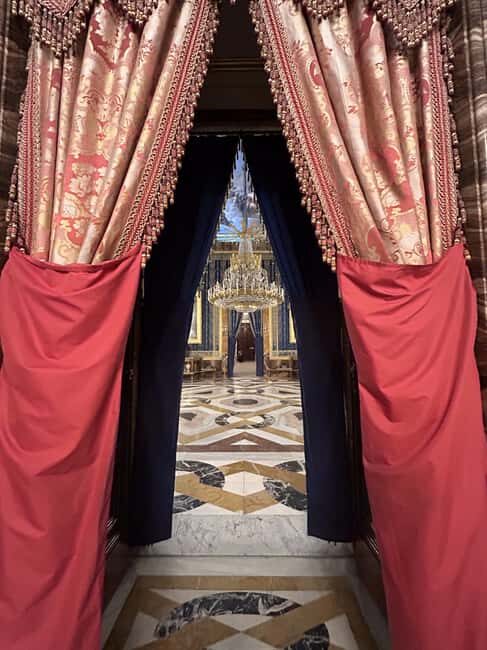 Madrid: Royal Palace Guided Shared Group Tour - Small shared group (and why it matters more than you think)