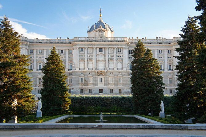 Madrid Royal Palace Private Tour with Skip-the-line Ticket - Key things to know before you go