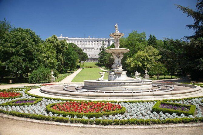 Madrid Royal Palace Professional Guided Tour with Skip the Line - After the Tour: How to Use Your Leftover Time Around the Palace