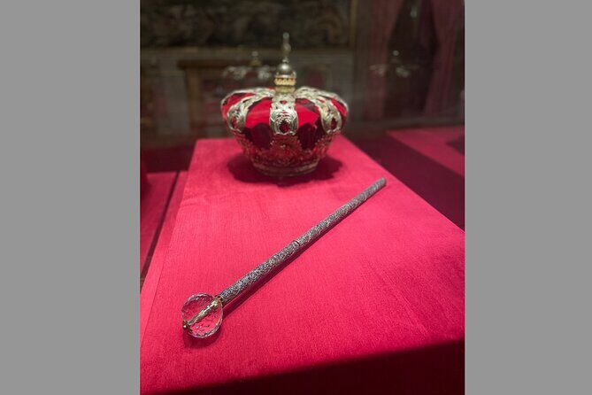 Madrid Royal Palace Tour - Semi private - Where this tour starts in central Madrid (and why it matters)