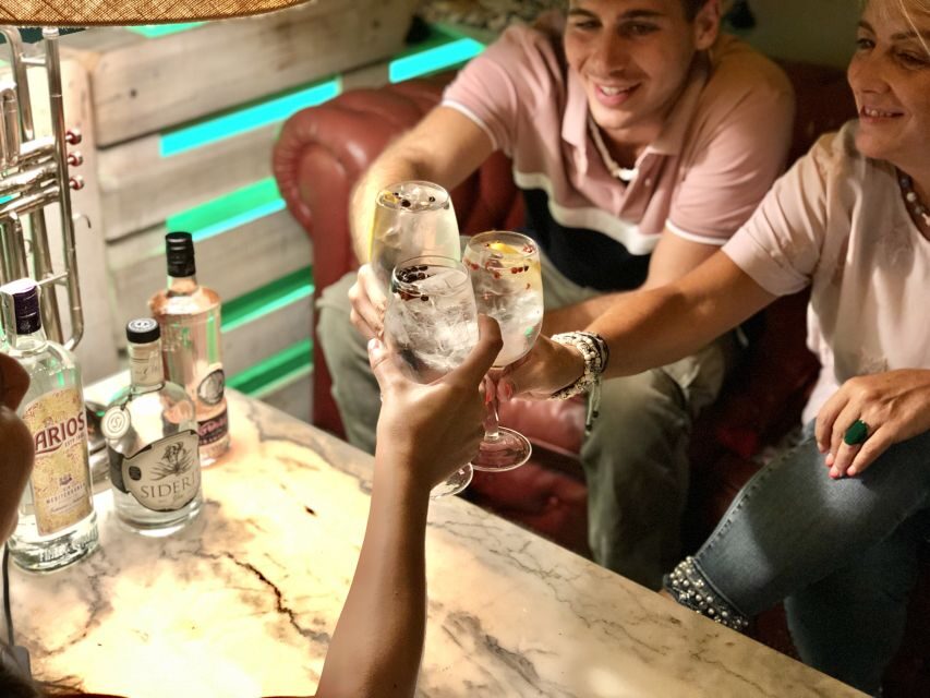 Madrid: San Miguel view Gin and Tonic Workshop with Tapas - Should you book this San Miguel Gin and Tonic Workshop?