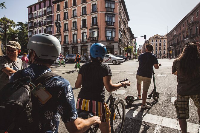 Madrid Sightseeing Electric Bike tour (Small group. Semi private) - Teatro Real and Plaza de Oriente: photo stops with real royal theater vibes