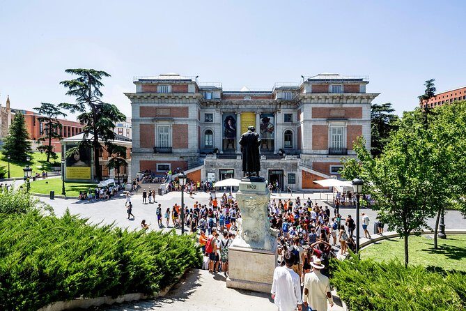 Madrid Sightseeing Tour with Royal Palace Skip the Line Ticket - Entering the Palacio Real: Throne Room, Banqueting Hall, and Royal Apartments