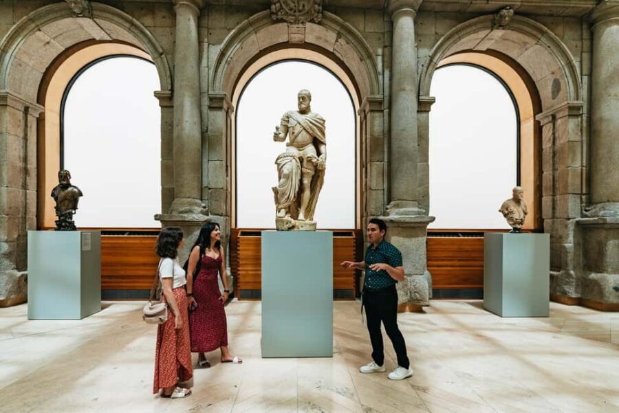 Madrid: Skip-the-Line Prado Museum Guided Tour - What the guide does inside the museum (and what you’ll notice as you go)