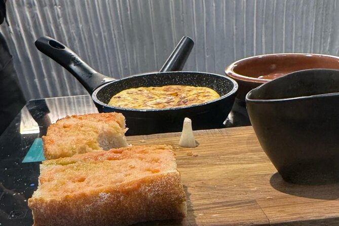 Madrid Spanish Omelet Cooking Class and Bottomless Wine brunch - What you’ll cook in 1 hour 45 minutes