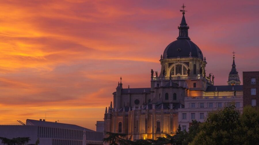 Madrid: Sunset Walking Tour with Optional Flamenco Show - Pace, Walking, and Who Should Book (And Who Should Not)