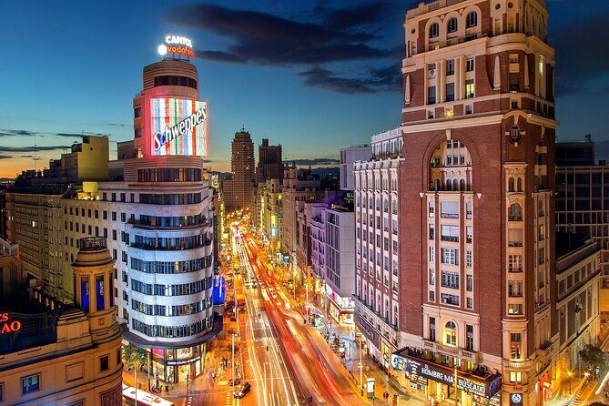 Madrid Sunset Walking Tour with Optional Flamenco Show and Dinner - Plaza Mayor and Km 0: the square that keeps resetting the city