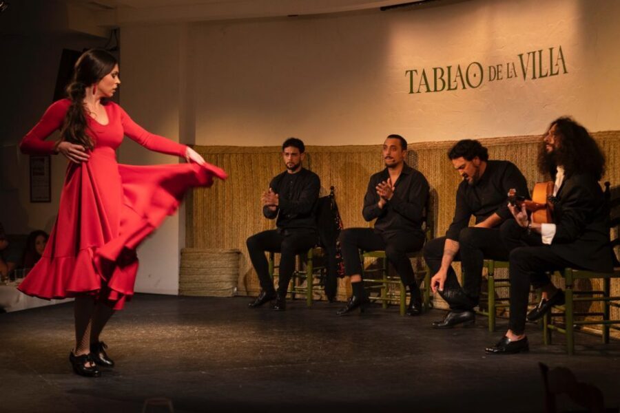Madrid: Tablao de La Villa Flamenco Show - Volume, pacing, and the one drawback to plan around