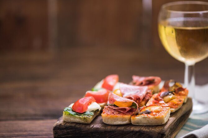 Madrid Tapas and Mysteries Walking Tour with Private Option - The beer/wine-and-cider rhythm: why it makes the tour work
