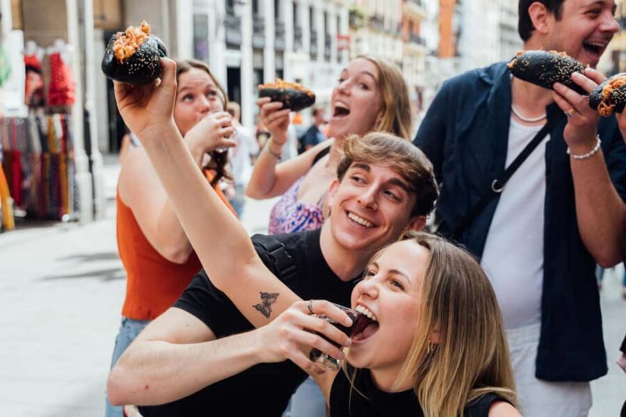 Madrid: Tapas Food Tour with Drinks and Food - Guide quality and group vibe: why the walking part matters